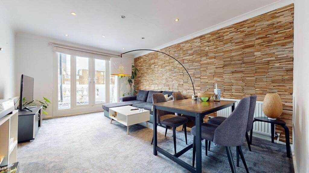 Main image of property: Gloucester Terrace, London, W2