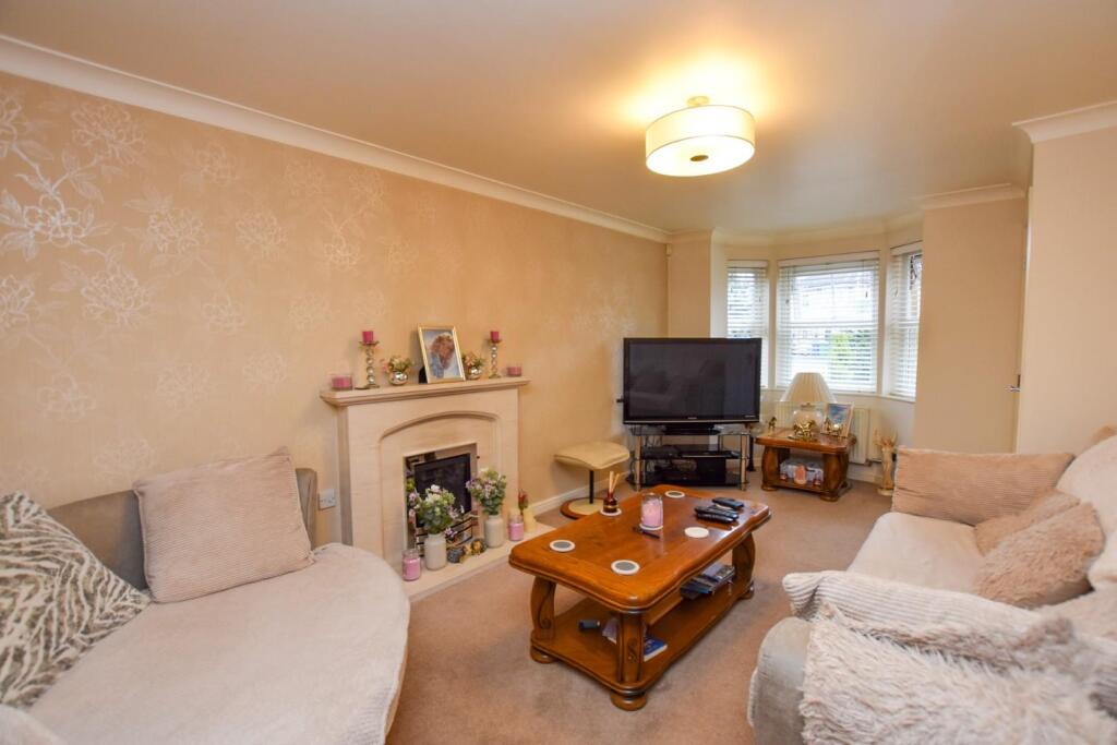 Redfield Croft, Leigh, WN7 1EN photo 3