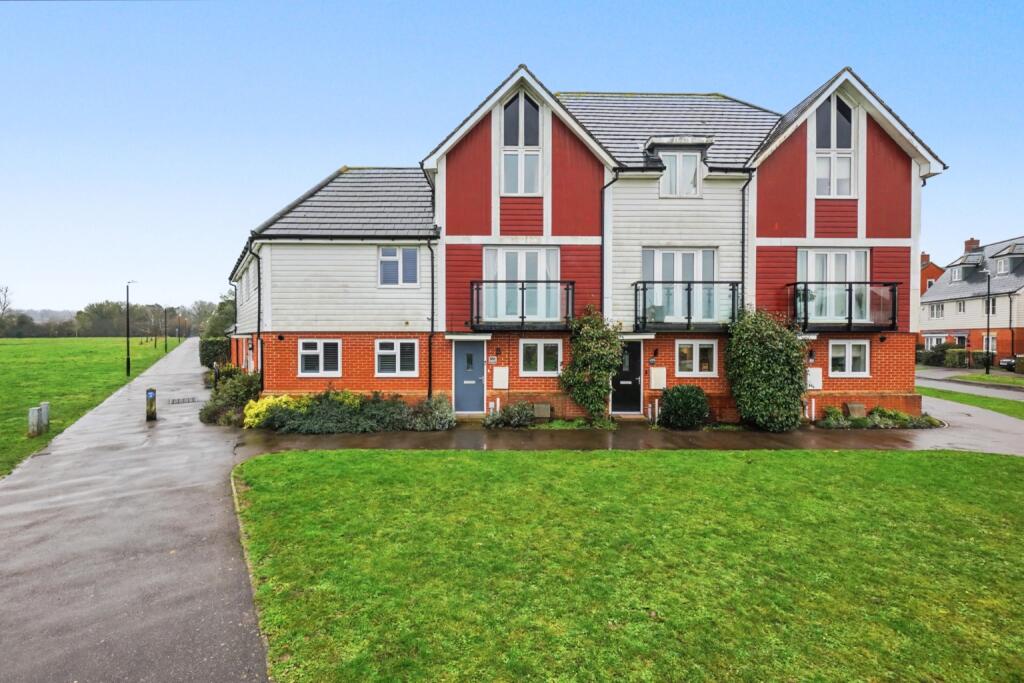 Main image of property: Rose Walk, Sittingbourne, Kent, ME10 4EW