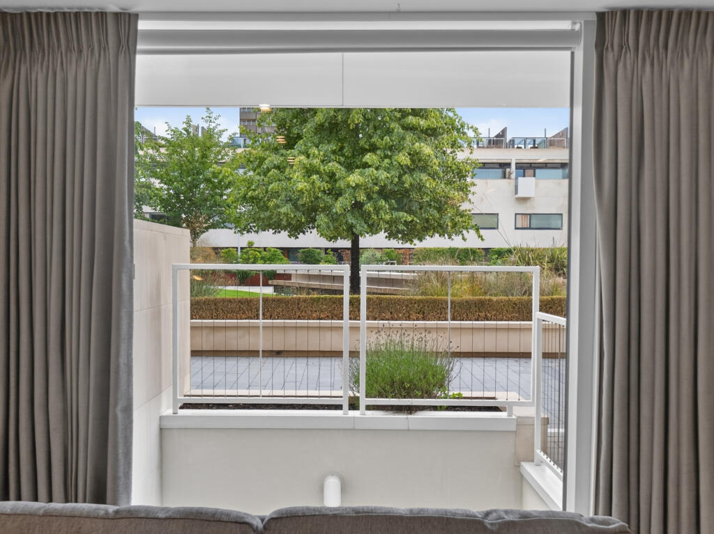 House in St Albans - View 3
