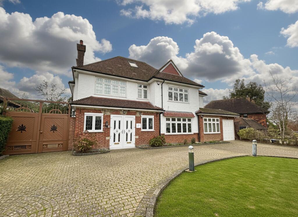 Main image of property: Mapledale Avenue, Croydon, CR0