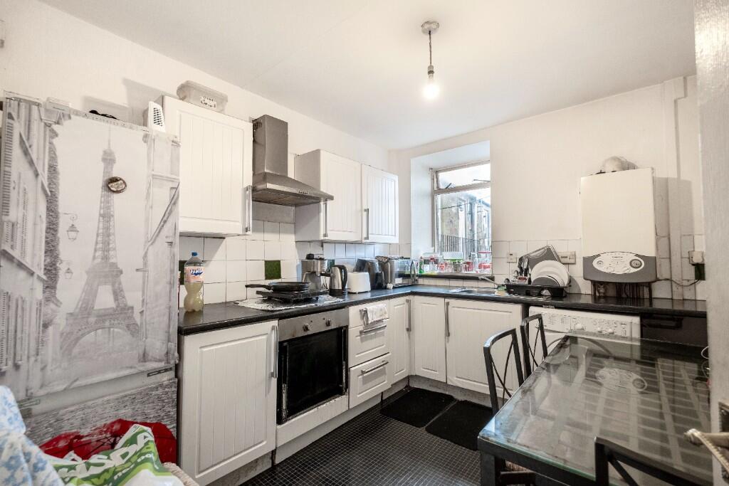 Apartment in Uphall, West Lothian - More