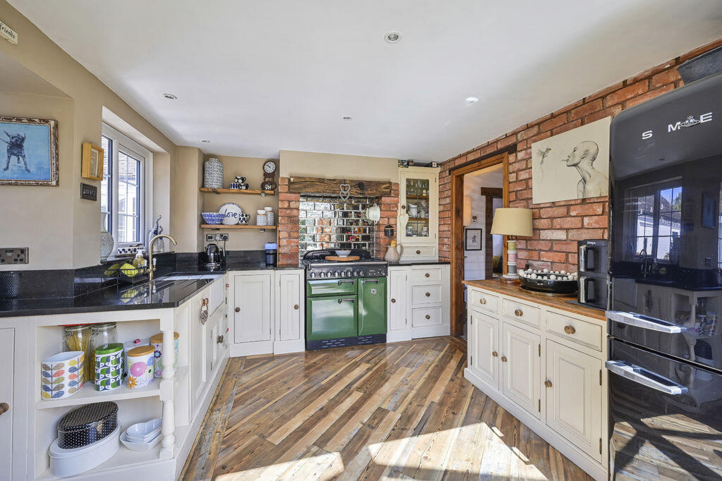 Spencer Drive, Burntwood, WS7 1AF photo 4