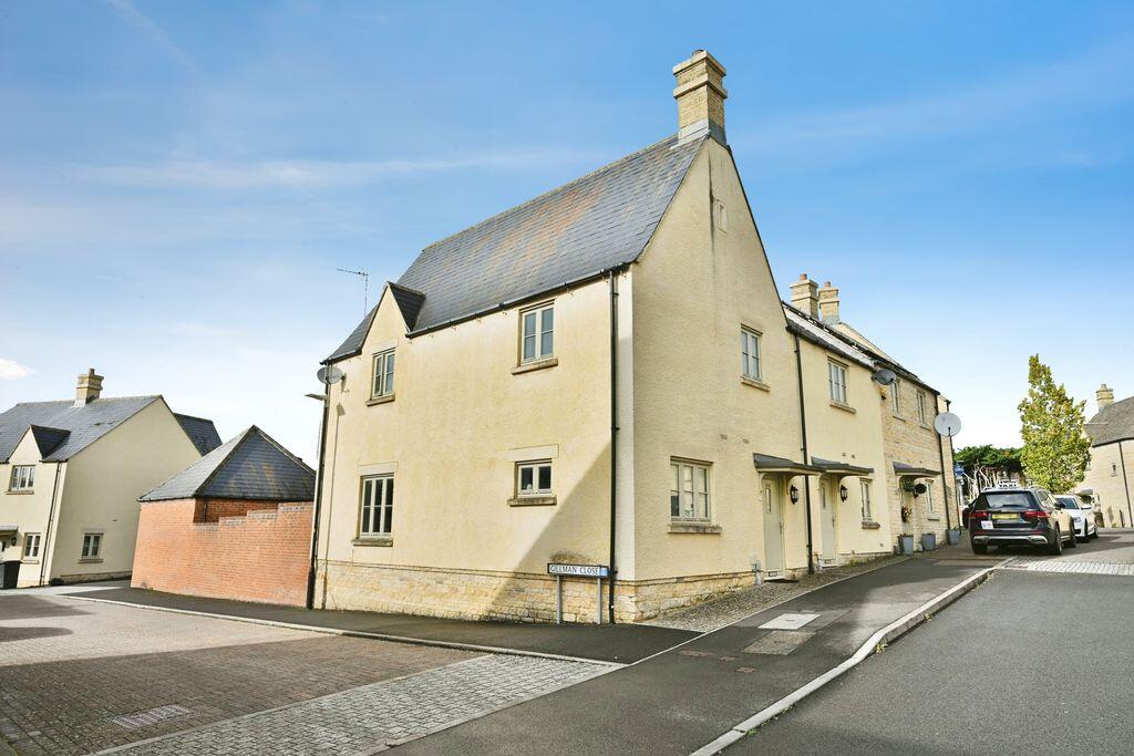 3-bed semi-detached on Middle Mead, Cirencester, Gloucestershire, £400,000