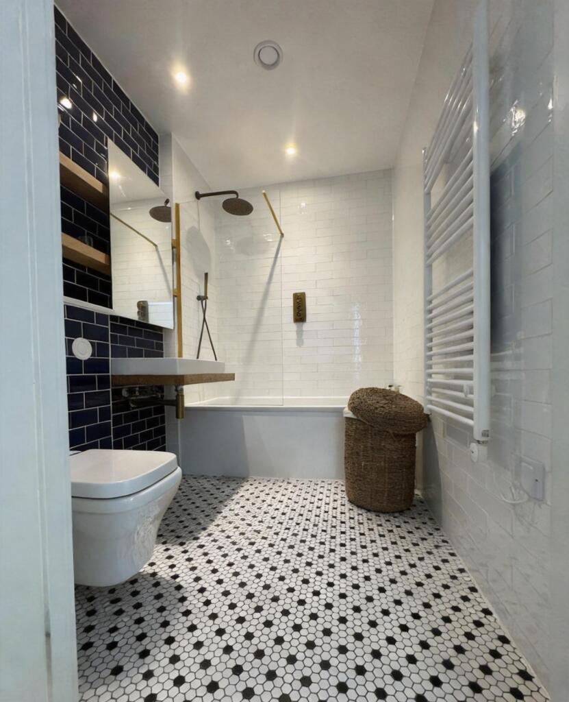Apartment in London - View 5