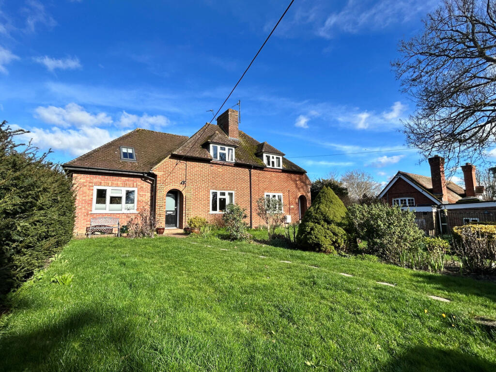 Main image of property: High Street, South Moreton, OX11