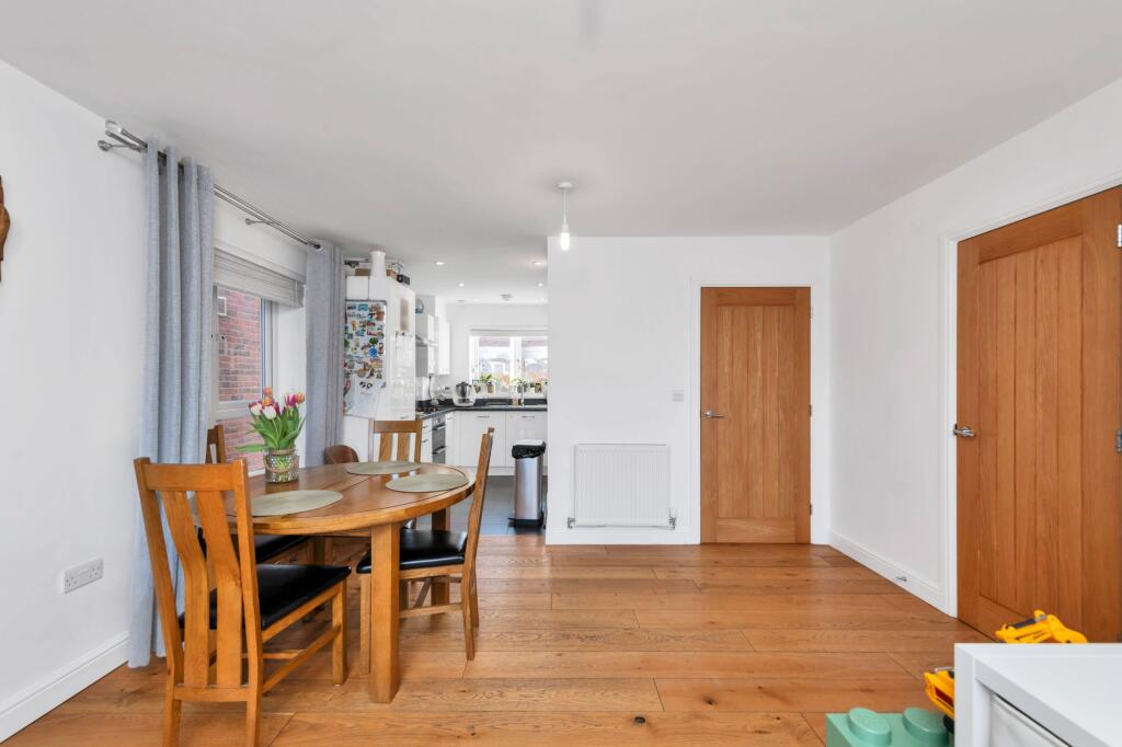 Maple Close, Soham, CB7 photo 3