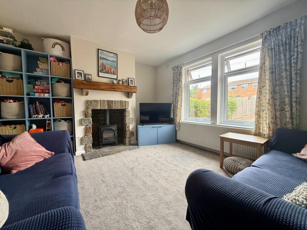 House in Gloucester - View 2