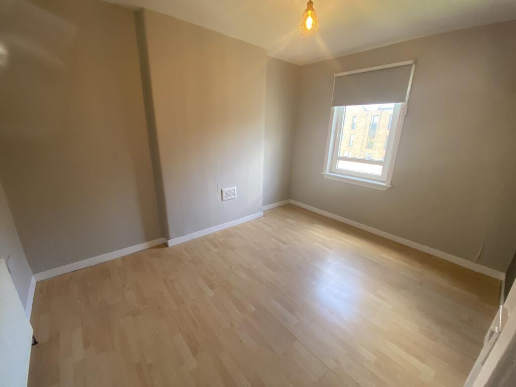 Apartment in Paisley - View 4