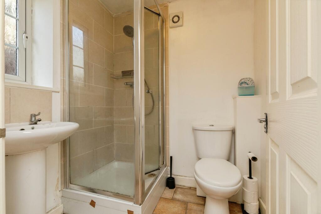 Apartment in Bristol, Kingswood - View 4