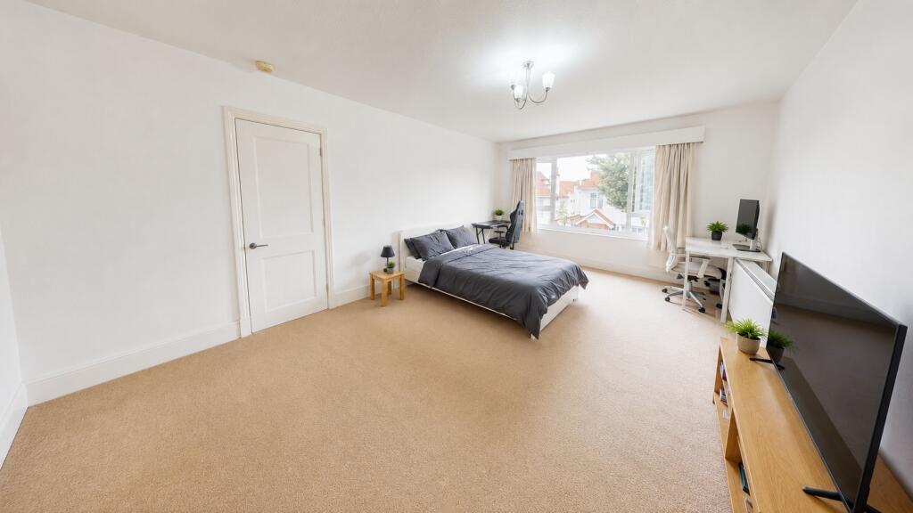 Main image of property: Worcester Court, Windlesham Avenue, City Centre, Brighton, BN1