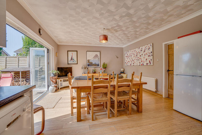 House in Fareham, Hampshire - More