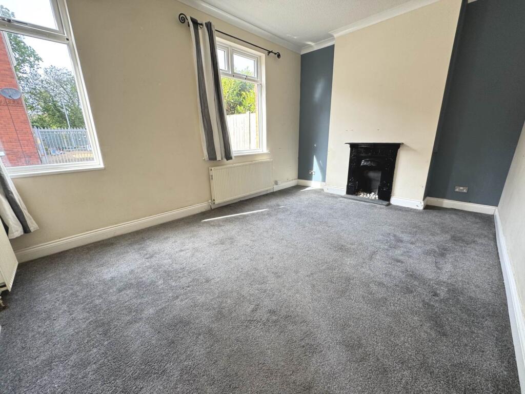 Lightbown Avenue, Blackpool, FY3 9JN photo 2