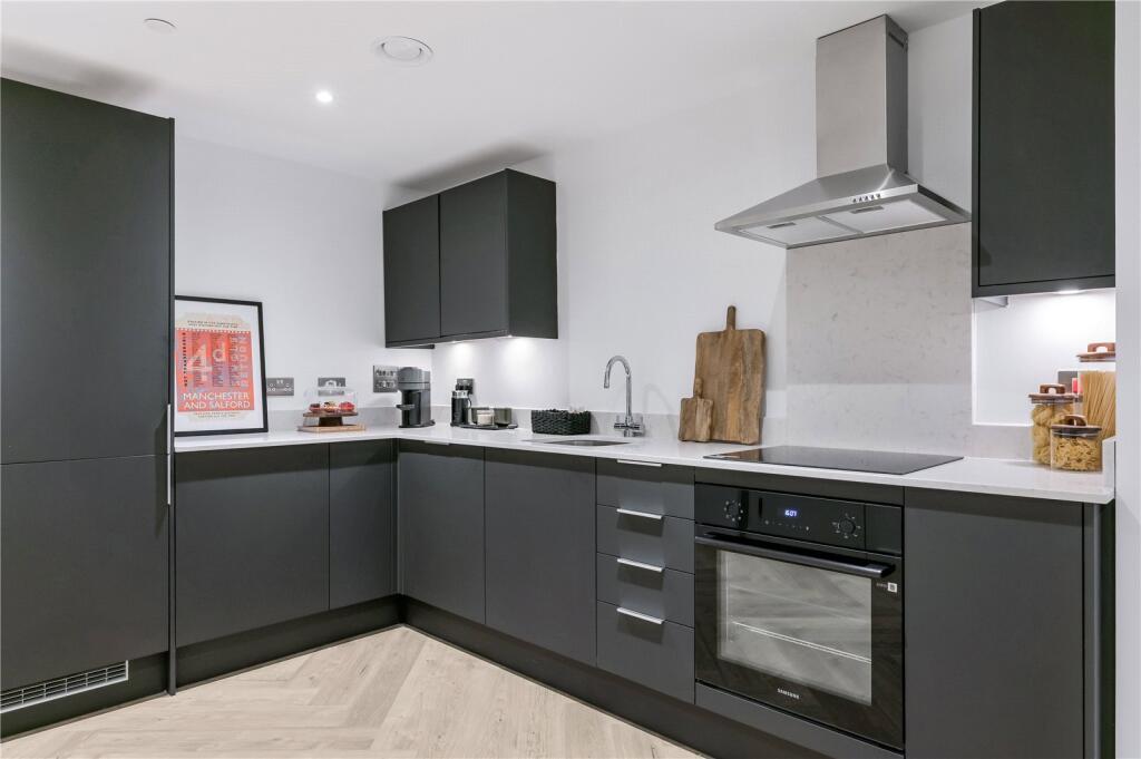 Main image of property: Boyne Rd SE13