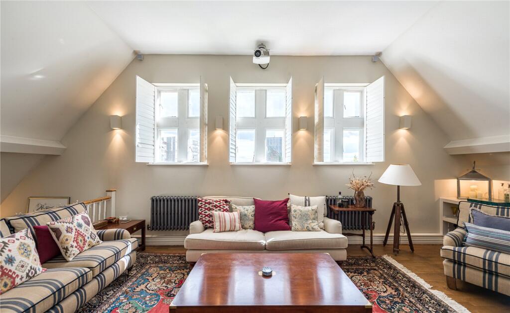 Apartment in London - More