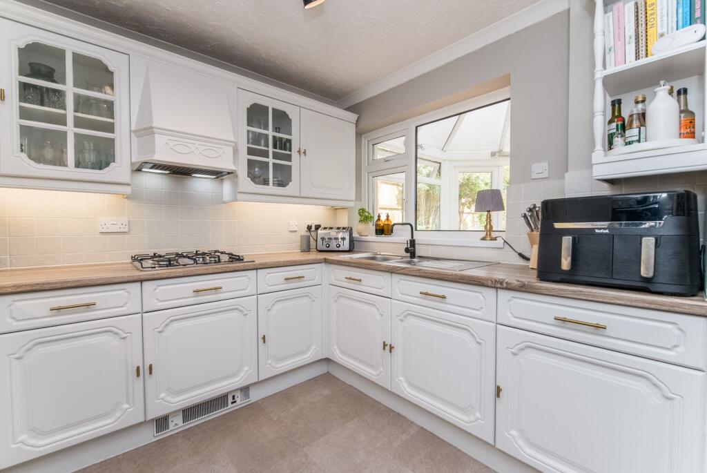House in Exeter, Pinhoe - More
