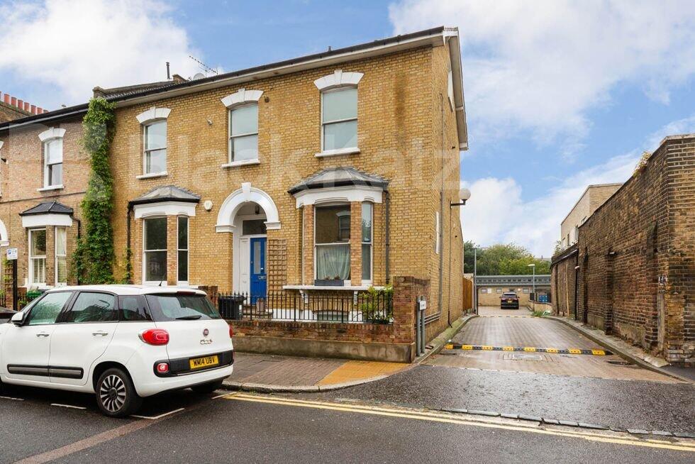 Main image of property: Goulton Road, Hackney Central E5
