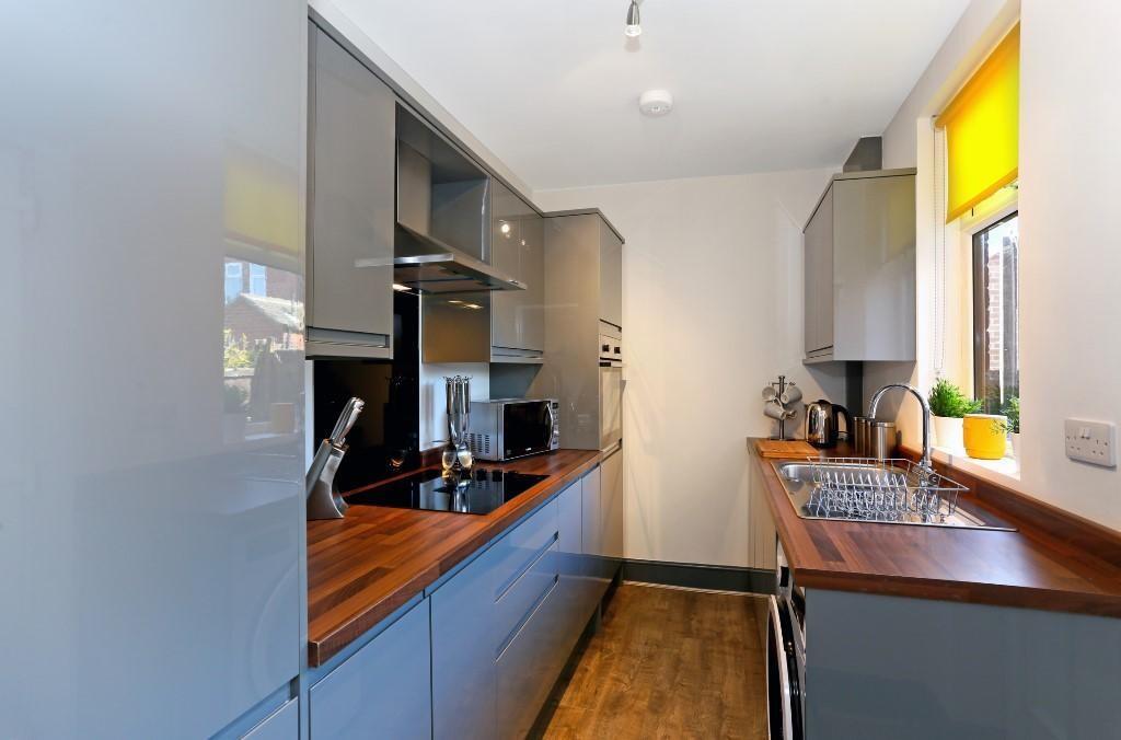 House in Wakefield - View 5