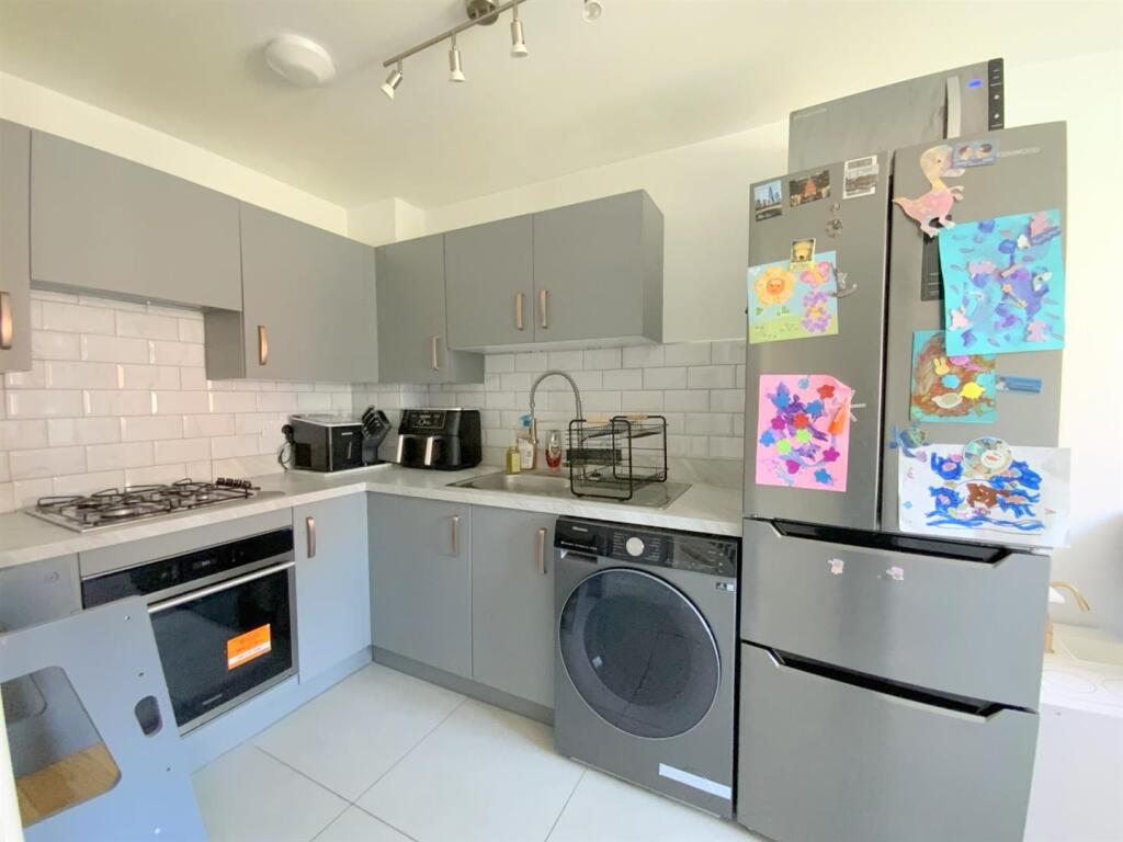 Thornbury Drive, Scartho Top photo 2