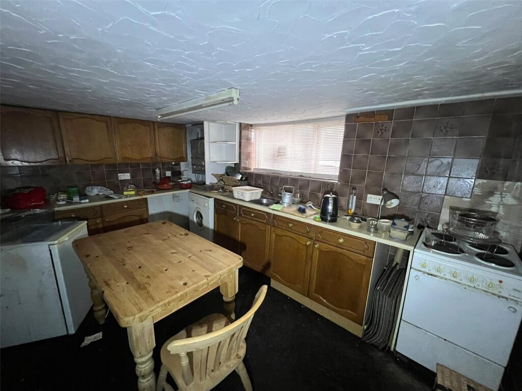 House in Oldham - More
