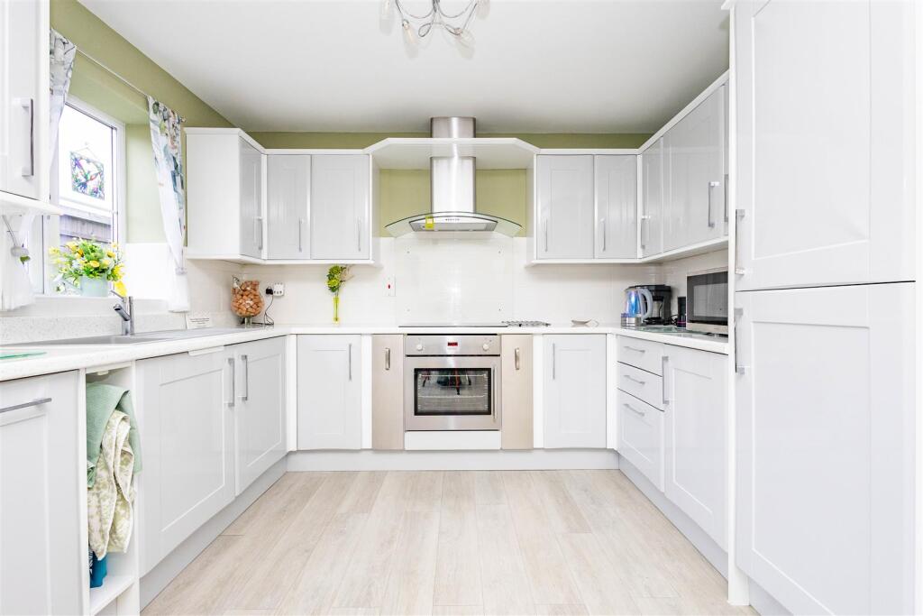 Withy Gardens, Bamber Bridge, Preston photo 2