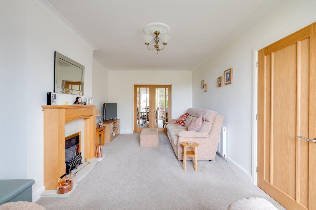 Marina Drive, Upton, CH2 photo 3