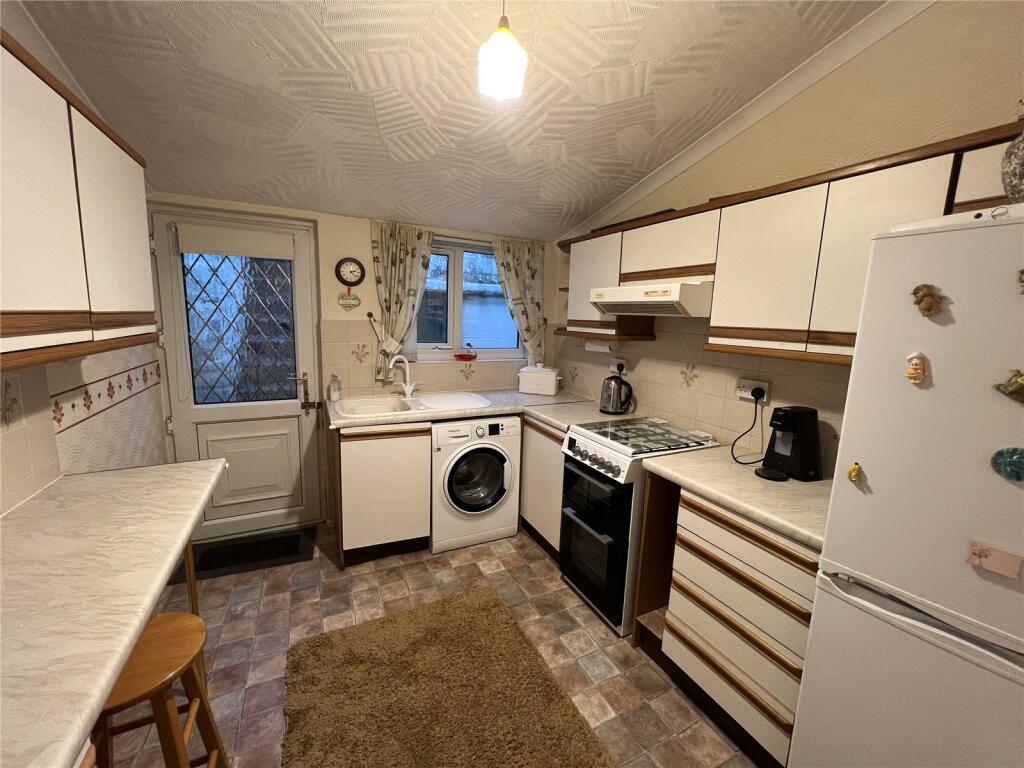 New Street, Ferndale, Rhondda Cynon Taff, CF43 photo 2