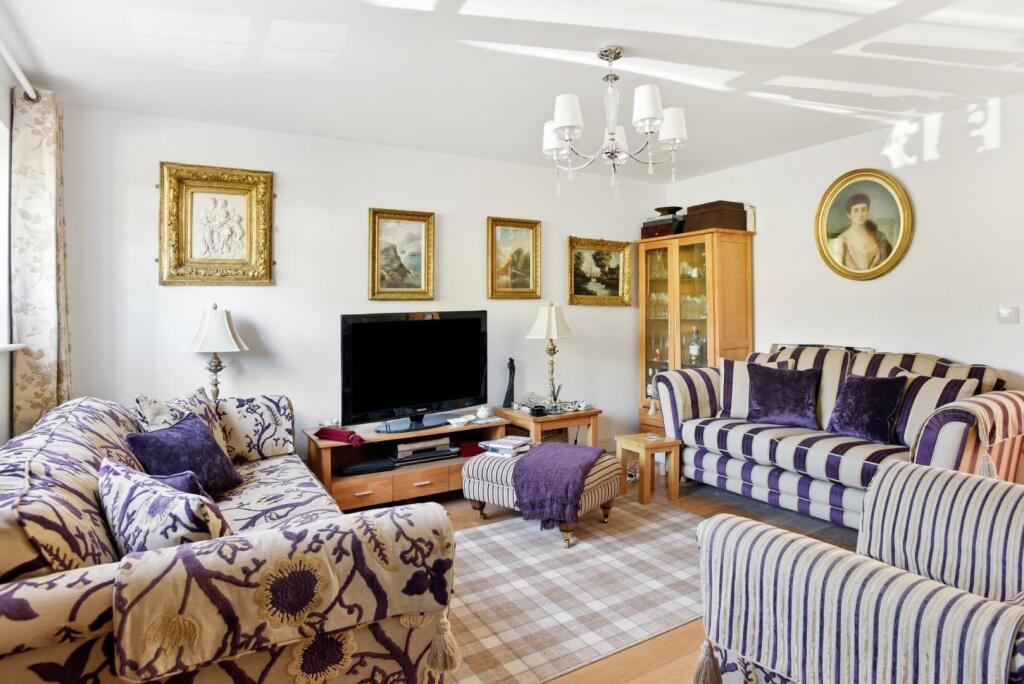 House in Stratford-on-Avon, Stratford-upon-Avon - View 5