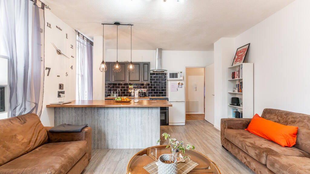 Apartment in Glasgow - View 4