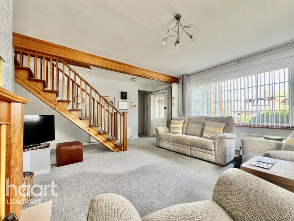 House in Luton, Leagrave - View 5