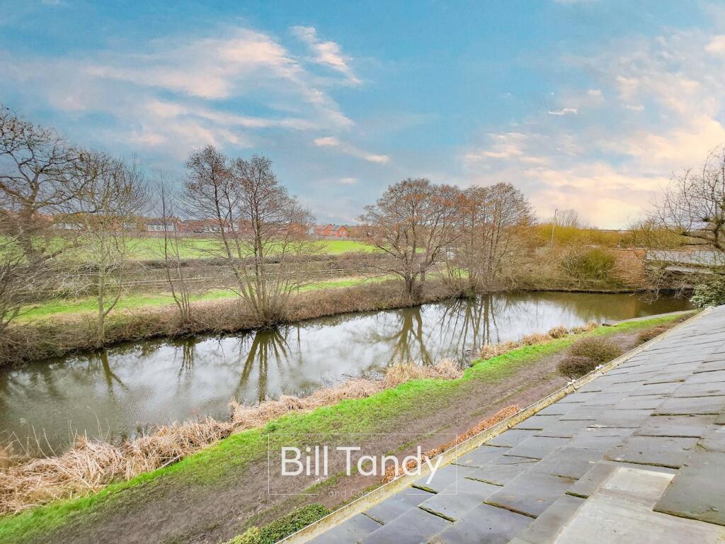 Wyndham Wood Close, Fradley, Lichfield, WS13 photo 2