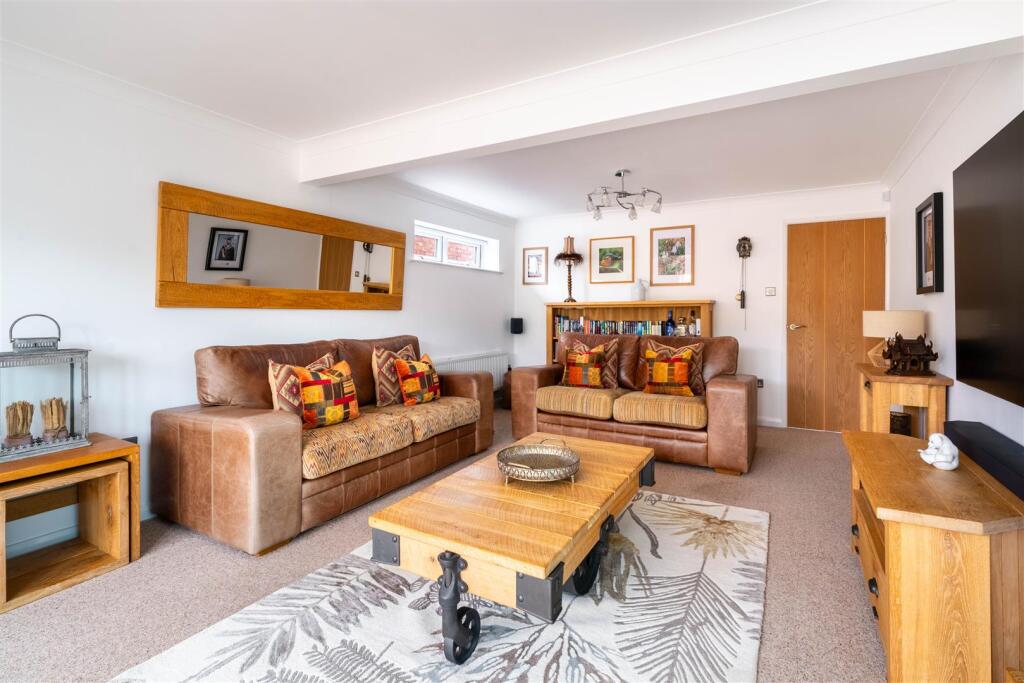 House in Sheffield - View 4