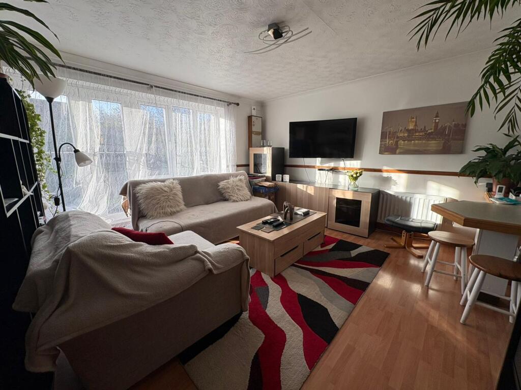 Apartment in Cherwell, Grimsbury, Banbury - View 5