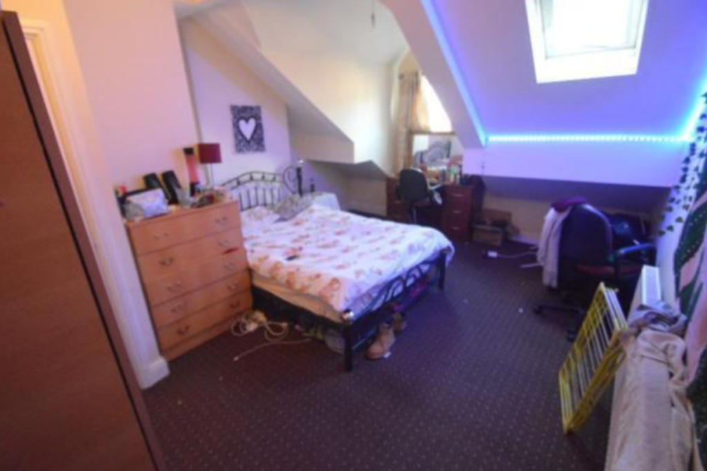 Welton Mount, Leeds, West Yorkshire, LS6 - View 3