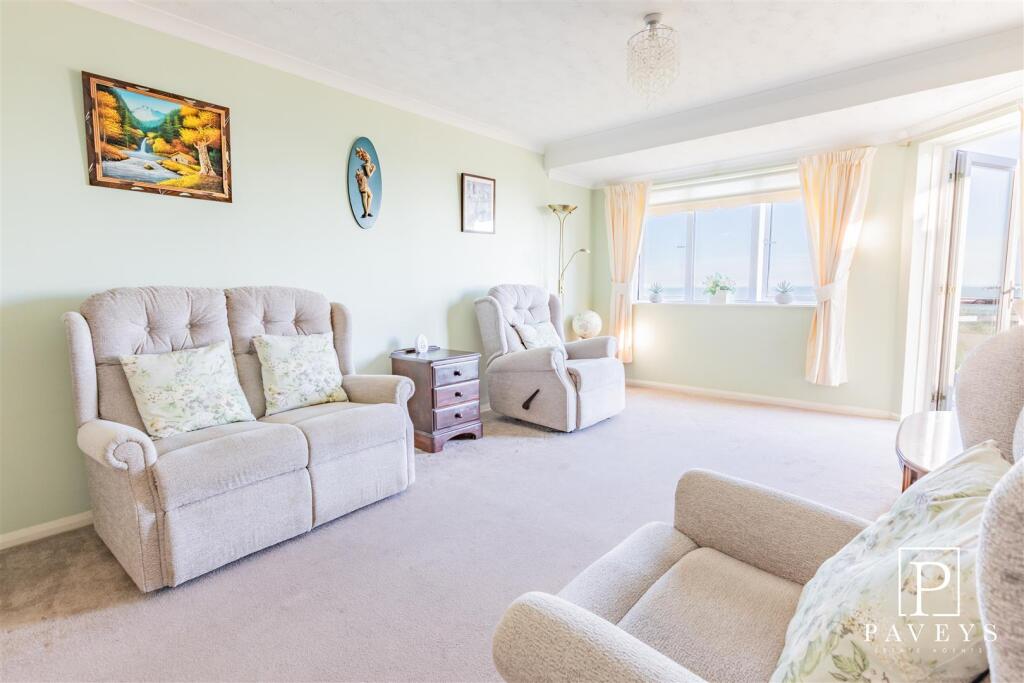 Apartment in Tendring, Frinton and Walton - View 5