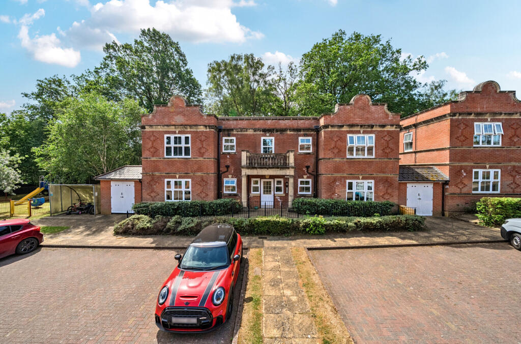 Main image of property: Franklin Court, Wormley, Godalming, Surrey, GU8