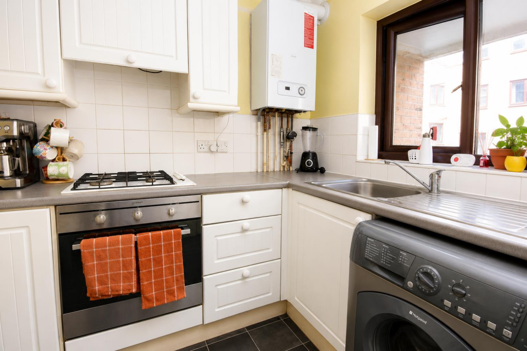 Apartment in Norwich, Thorpe Hamlet - View 4