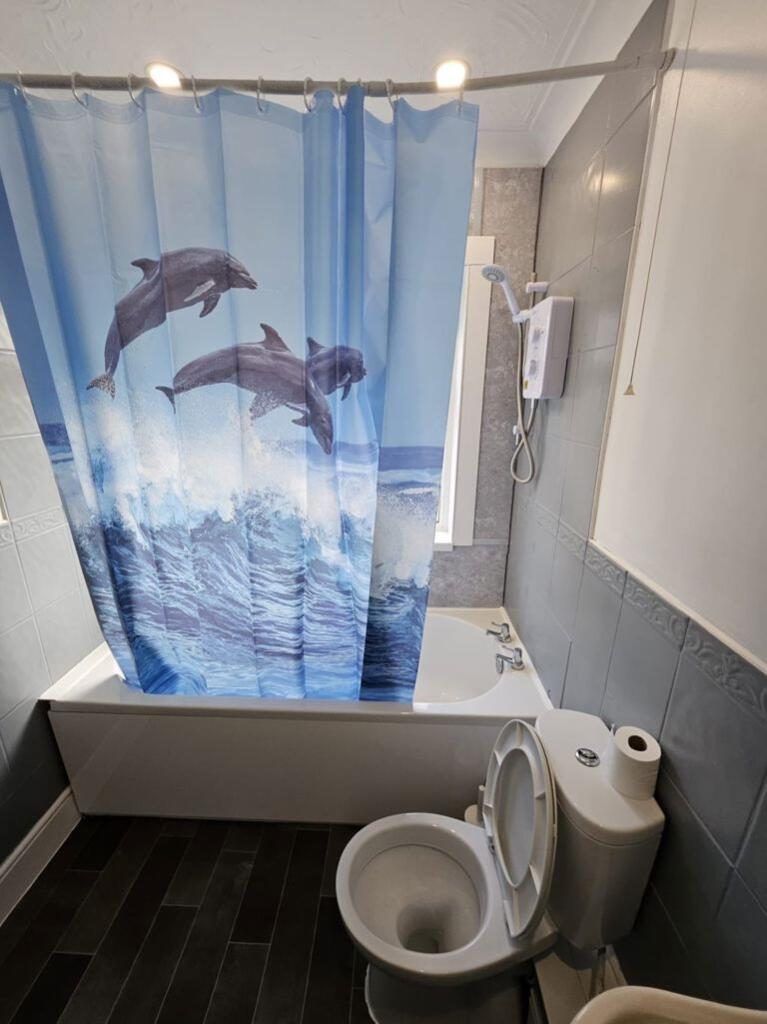 Additional image 7 of Student Five Double Bedrooms, Redhill (P05494)