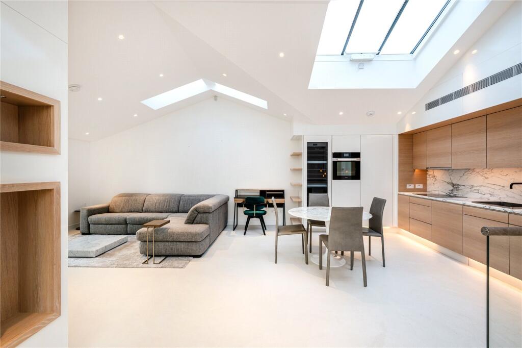 2 bedroom penthouse for rent