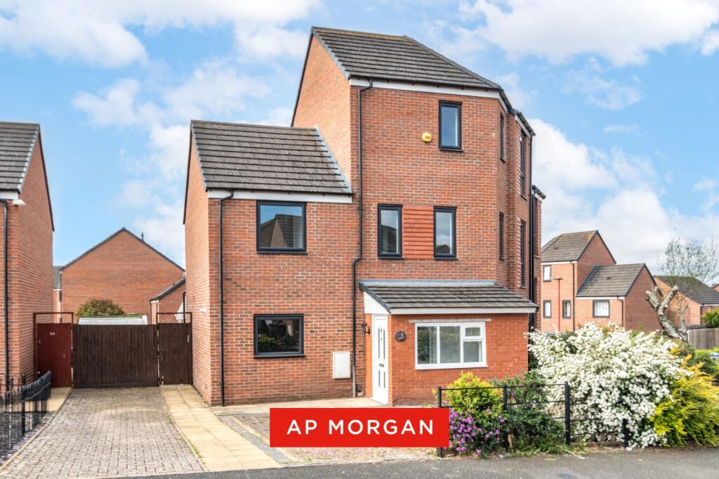 4-bed terraced on Topland Grove, Birmingham, West Midlands, B31, £325,000