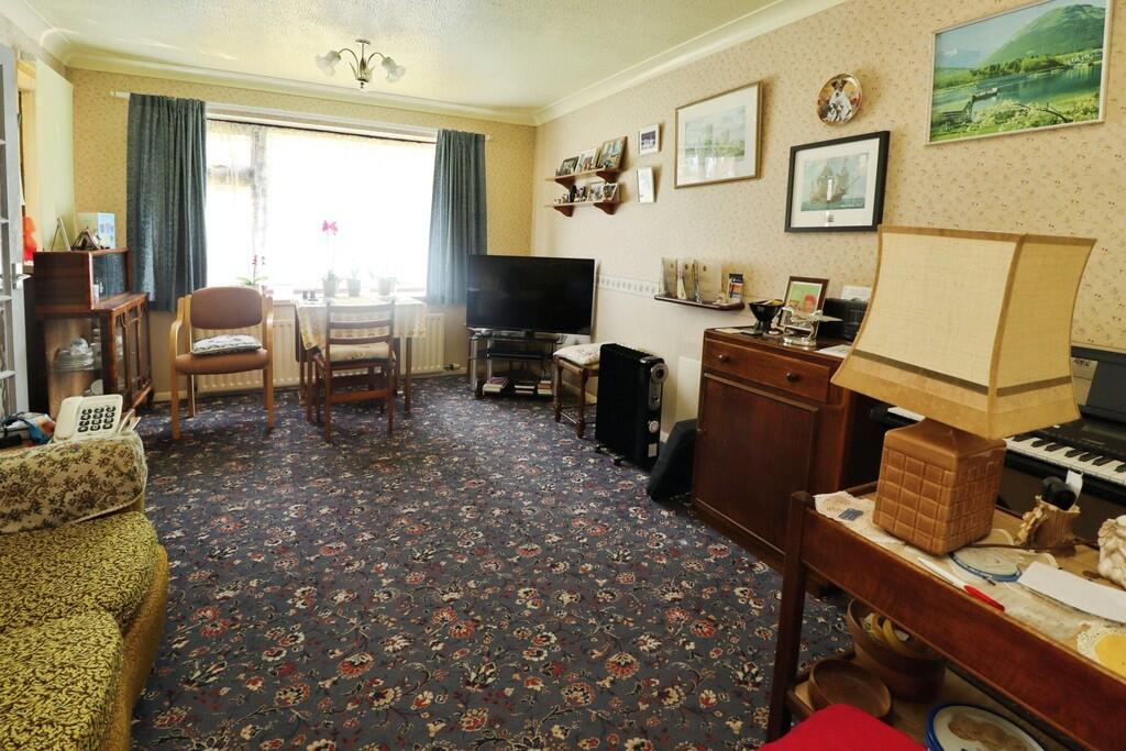 Tobruk Close, Lincoln photo 4