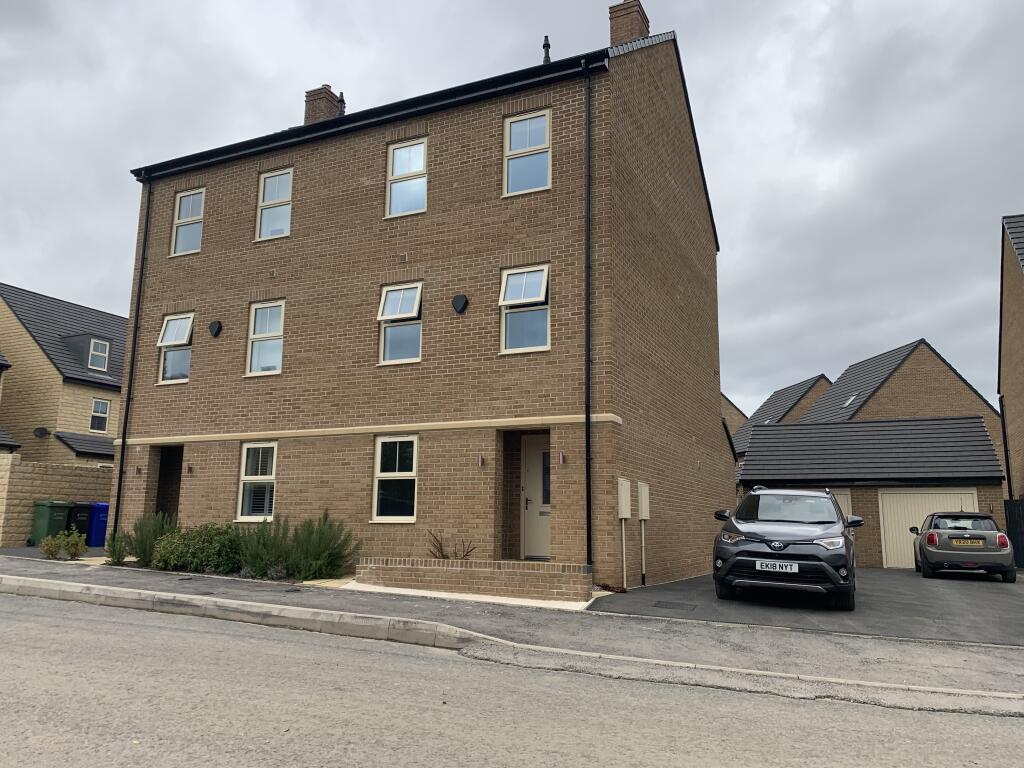 Main image of property: Comley Crescent, Chesterfield, S41