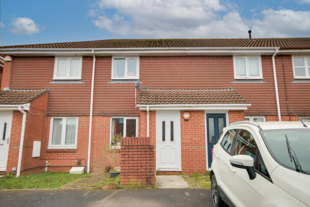 Main image of property: SHOLING! CUL-DE-SAC LOCATION! PARKING! A MUST SEE!