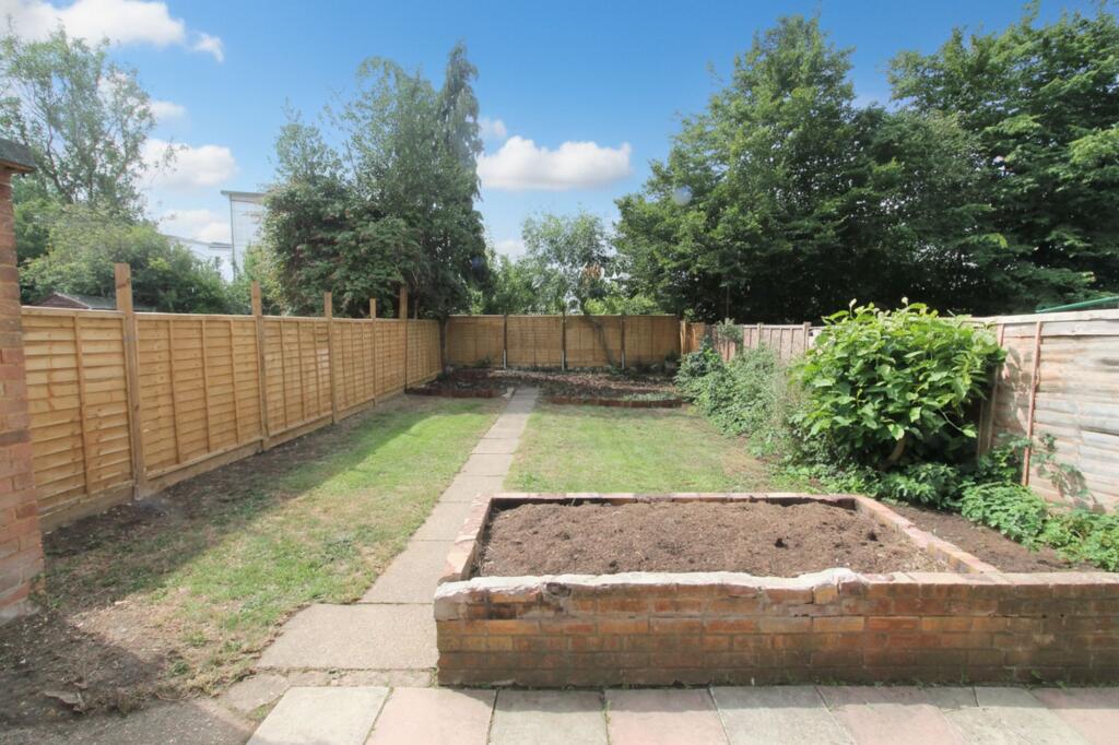 House in Hatfield, South Hatfield - View 4
