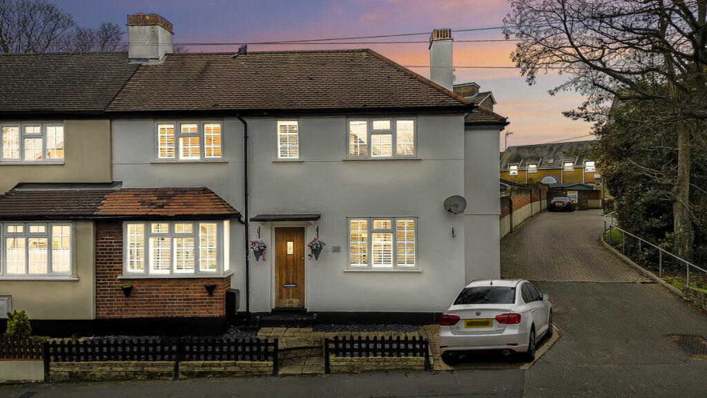 Main image of property: Hockley Road, Rayleigh, SS6