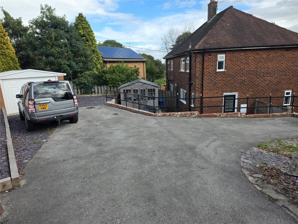 House in Stoke-on-Trent - View 2