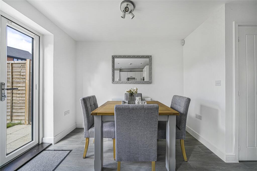 House in Dartford - View 5