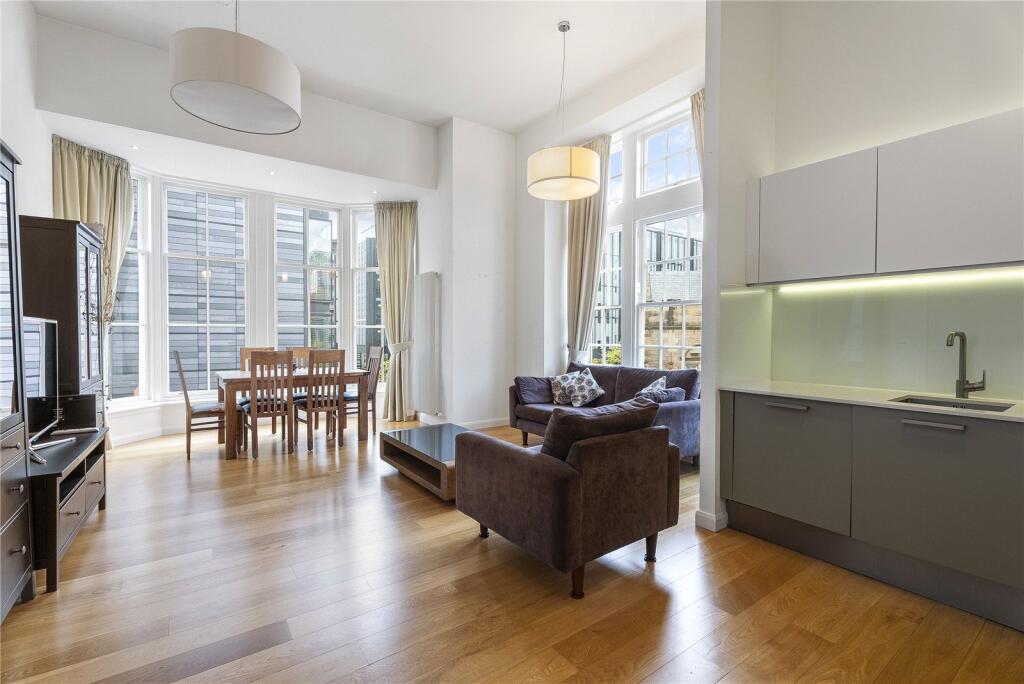 Apartment in Edinburgh, Quartermile, Tollcross - More
