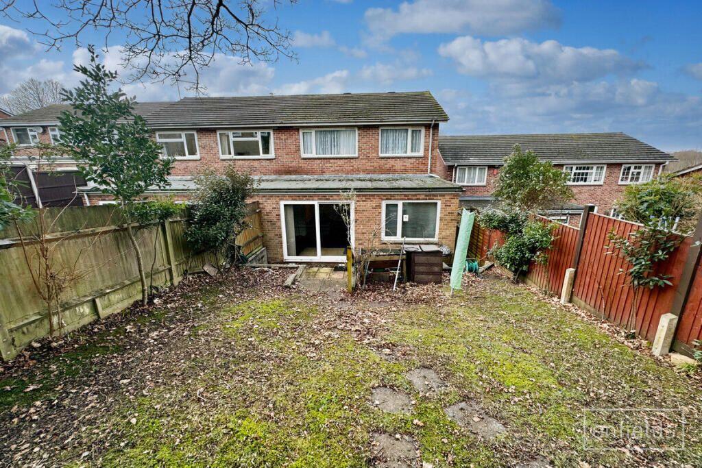 Main image of property: Kesteven Way, Southampton, SO18 5RJ