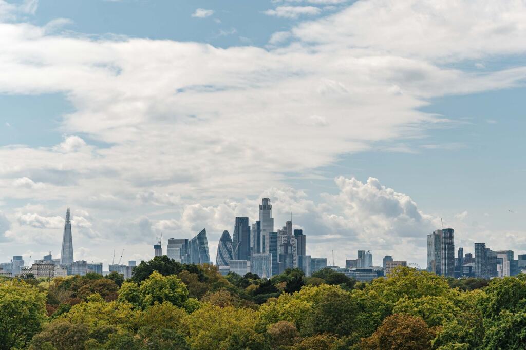 Apartment in London, Biggs Square, Hackney Wick - View 4
